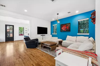 402 E 26th Street, Houston, TX 77008 - Photo 11