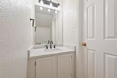 1555 Hillside Elm Street, Houston, TX 77062 - Photo 13