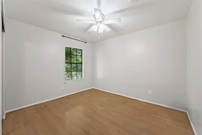 1555 Hillside Elm Street, Houston, TX 77062 - Photo 15