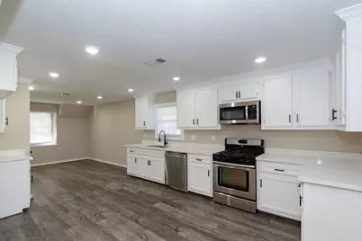 2429 Shenandoah Drive, Pasadena, TX 77502 - Photo 7