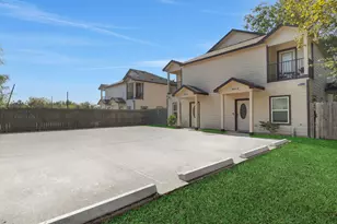 9032 Jutland Rd, Houston, TX 77033 - Photo 3