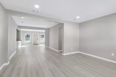 4114 Hoffman Street, Houston, TX 77026 - Photo 3