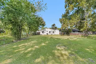 4114 Hoffman St, Houston, TX 77026 - Photo 5