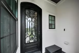 3711 Somerset Commons Ln, Houston, TX 77055 - Photo 7