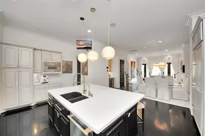 3711 Somerset Commons Lane, Houston, TX 77055 - Photo 15