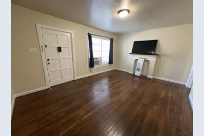 1552 Lombardy Street #2, Houston, TX 77023 - Photo 5