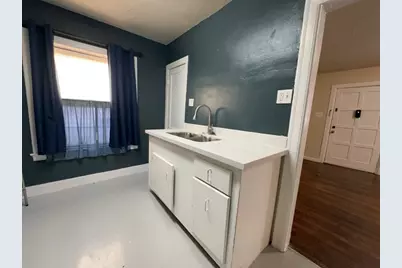 1552 Lombardy Street #2, Houston, TX 77023 - Photo 11