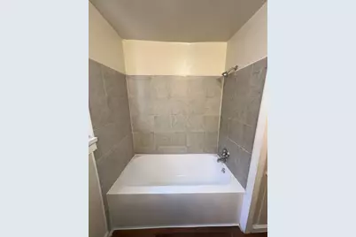 1552 Lombardy Street #2, Houston, TX 77023 - Photo 15