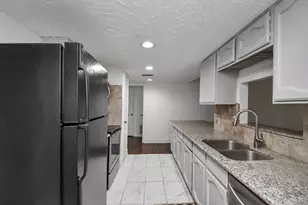 2215 Windy Meadow Dr, Sugar Land, TX 77478 - Photo 13