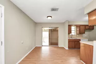 1006 Perry St, Cleveland, TX 77327 - Photo 13