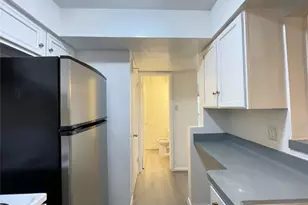 921 Wax Myrtle Ln, Houston, TX 77079 - Photo 13