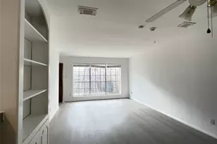 921 Wax Myrtle Ln, Houston, TX 77079 - Photo 9