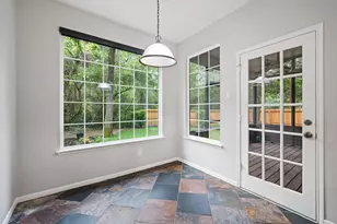 126 E Wilde Yaupon Circle, The Woodlands, TX 77381 - Photo 25