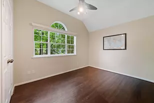 126 E Wilde Yaupon Circle, The Woodlands, TX 77381 - Photo 35