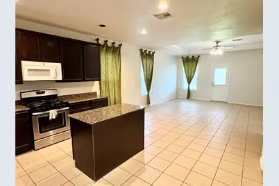1331 S Maple Drive, Katy, TX 77493 - Photo 7