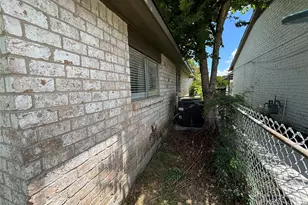 12614 Chiswick Rd, Houston, TX 77047 - Photo 15