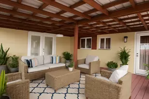 207 S Elm St, Glen Flora, TX 77443 - Photo 5