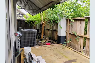 9788 Clarewood Drive #105, Houston, TX 77036 - Photo 15