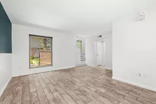 9263 Westwood Village Dr, Houston, TX 77036 - Photo 9