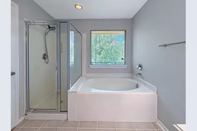 3 Peachridge Place, The Woodlands, TX 77382 - Photo 15