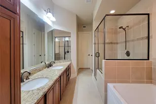 58 Briar Hollow Ln, Houston, TX 77027 - Photo 17