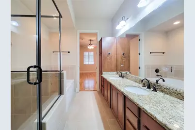 58 Briar Hollow Lane #408, Houston, TX 77027 - Photo 15