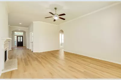 13417 Star Creek Lane, Rosharon, TX 77583 - Photo 17