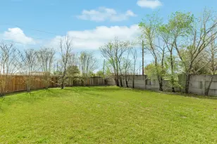 13417 Star Creek Ln, Rosharon, TX 77583 - Photo 33