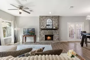 2110 Paso Rello Dr, Houston, TX 77077 - Photo 9