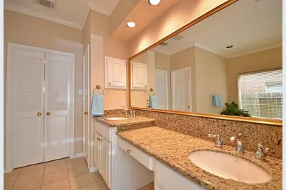 4407 April Meadow Way, Sugar Land, TX 77479 - Photo 17