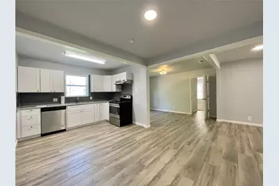 150 Huisache Street, Lake Jackson, TX 77566 - Photo 7