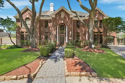 16 Fosters Court, Sugar Land, TX 77479 - Photo 3