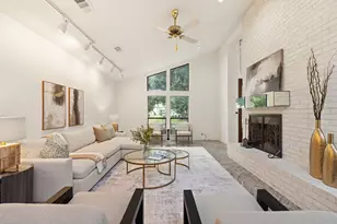 12039 E Circle Dr, Houston, TX 77071 - Photo 7