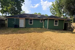 3030 Friar Point Rd, Houston, TX 77051 - Photo 3