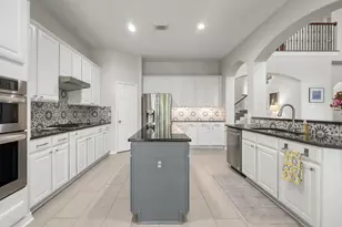 118 Oriel Oaks Cir, The Woodlands, TX 77382 - Photo 15