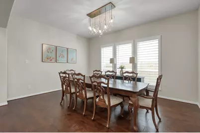 118 Oriel Oaks Circle, The Woodlands, TX 77382 - Photo 9