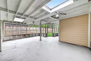 11831 Briar Forest Dr, Houston, TX 77077 - Photo 37