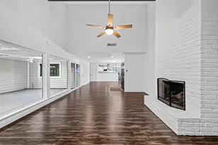 11831 Briar Forest Dr, Houston, TX 77077 - Photo 9