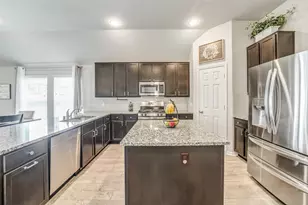 125 Highland Pr Wy, Waller, TX 77484 - Photo 5