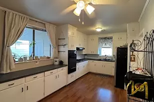 1101 E 30th St, Bryan, TX 77802 - Photo 9