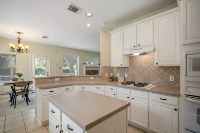 5807 Sequoia Trace Court, Spring, TX 77379 - Photo 13