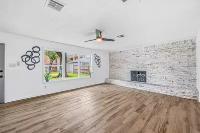 10622 Inwood Drive, Houston, TX 77042 - Photo 9