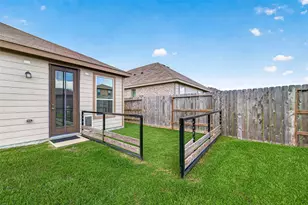 12602 Blue Jay Cove Ln, Houston, TX 77044 - Photo 41