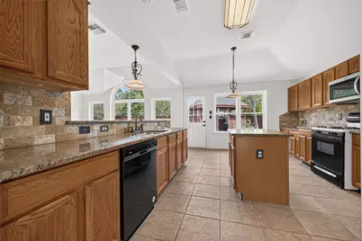 15418 Park Glen Drive, Sugar Land, TX 77498 - Photo 17
