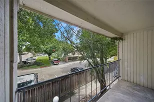 3900 Woodchase Dr, Houston, TX 77042 - Photo 3