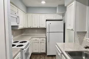 2119 Place Rebecca Ln, Houston, TX 77090 - Photo 7