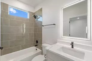 4710 Thornton Villas Ln, Houston, TX 77018 - Photo 25