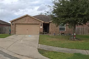 416 Turquoise Trade Dr, La Marque, TX 77568 - Photo 1