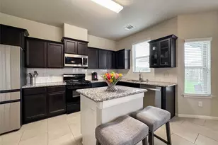 2 Eagle Lake Ct, Manvel, TX 77578 - Photo 7
