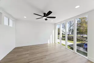 212 N Forrest Ave, La Porte, TX 77571 - Photo 31